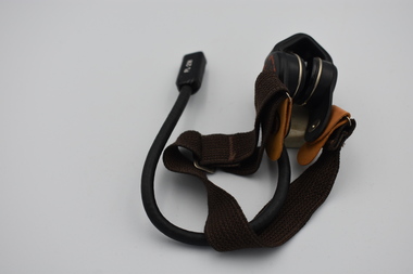 Audio (Item) - Microphone Throat USAAF T-30-V