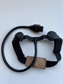 Equipment (Item) - Microphone Throat RAF WW2 Amplivox