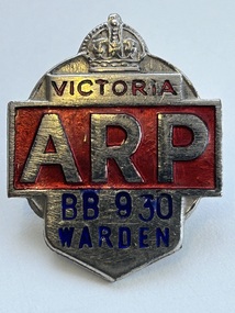 Badge (Item) - Badge Air Raid Precautions Warden BB930