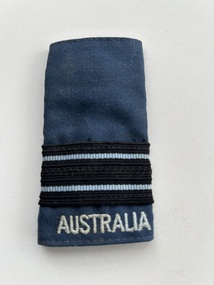 Uniform (Item) - 1 Pair Of RAAF Flight Lieutenant (FLTLT) Sliders