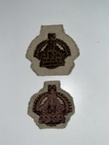 Badge (Item) - Badge Rank Crown Major Khaki  Australian Army WW2