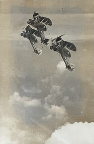 Photograph (Item) - (SP) Gloster Guantlet K4094 K4097 K4100 (x 2)