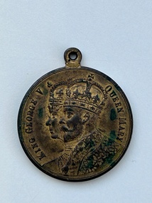 Medal (Item) - Medal - Coronation Of King George V & Queen Mary Commemorative Australia 1911