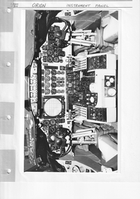 Manual (Item) - (SP) Internal photos covering cockpit instrumentation - Orion