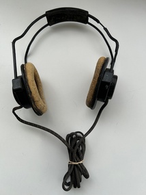 Accessory (Item) - Headphones RAF C Type