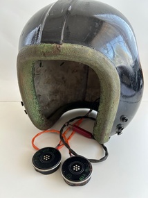 Headwear (item) - Flying Helmet Black ( Type Unknown)