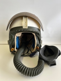 Headwear (item) - Flying Helmet MK 3B With Oxygen Mask