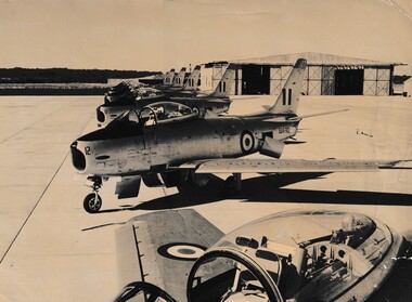 Photograph (item) - Sabre - CAC A94-912 A94-911 A94 908