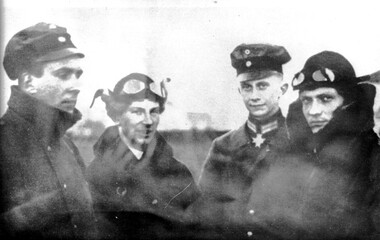 Photograph (item) - Kurt Wolfe - Anthony Fokker - Krefft - Von Richtoffen
