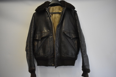 Clothing (item) - Flight Jacket Leather Brown Size 36