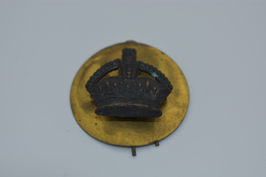 Badge (item) - Military Badge, King's Crown Rank Badge