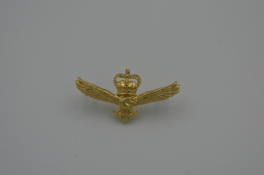 Badge (item) - Military Badge, RAAF Collar Badge