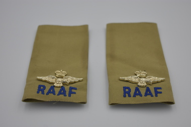 Uniform (item) - Royal Australian Air Force (RAAF) Officers Rank Slide
