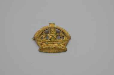 Badge (item) - Military Badge, Possible Warrant Officer Rank Cap Badge,Owned By A.M.Wilson 255658