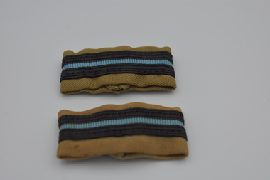 Uniform (item) - RAAF - Flying Officers Tropical (Khaki) Slip On Rank Insignia