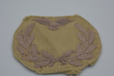 Badge (item) - RAAF - Aircrew Training Patch WWII ( Khaki)