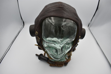 Headwear (item) - Flying Helmet Leather RAF Type C