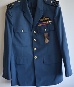 Uniform (item) - Royal Australian Air Force (RAAF) Service Dress Uniform Wing Commander