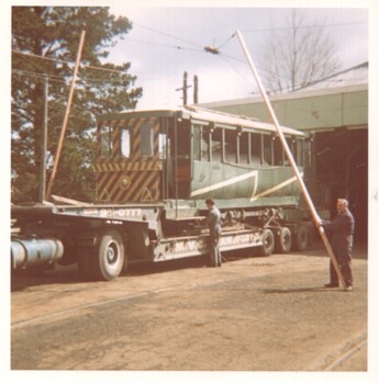 Ballarat Scrubber tram loaded to go to TMSV Bylands.