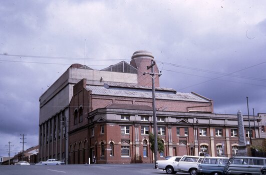 Photograph of Geelong A Power Station from Yarra St