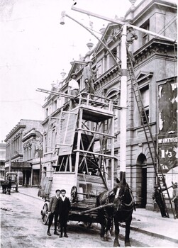 Photograph - Positioning street lights Lydiard St North Ballarat late 1890s