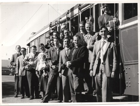 Courier photo of AETA Group Ballarat - 21-4-1962