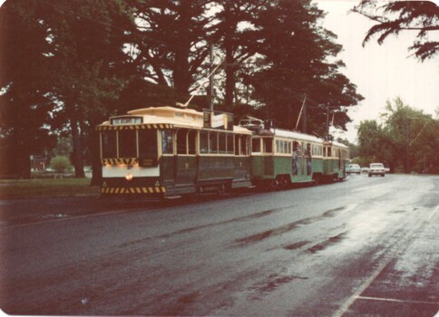 2 - trams 27, 661 and 671 at the Carlton St terminus