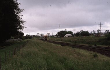 Sprinter railcar - Bungaree Station site - 20-11-2000
