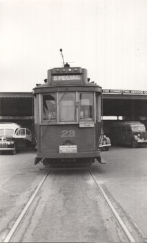 Geelong 23 at Railway Station with AETA Tour
