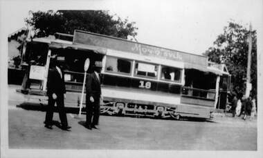 Photograph - Laminated - ESCo 18 Wendouree Parade