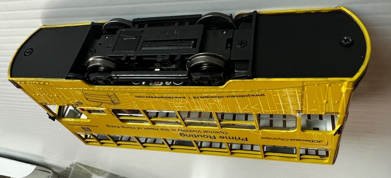 Model Hong Kong double decker 45 - underside view