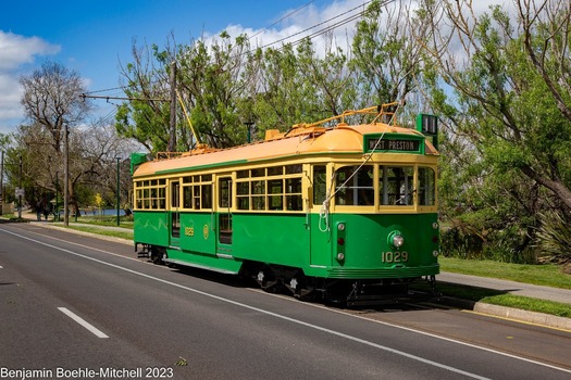 Tram 1029 in Wendouree Parade 2023