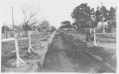 Photograph - Black & White Photograph/s, George Netherway, May 1937?