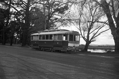 Photograph - Black & White Photograph/s, David Endacott, 14/08/1971 12:00:00 AM