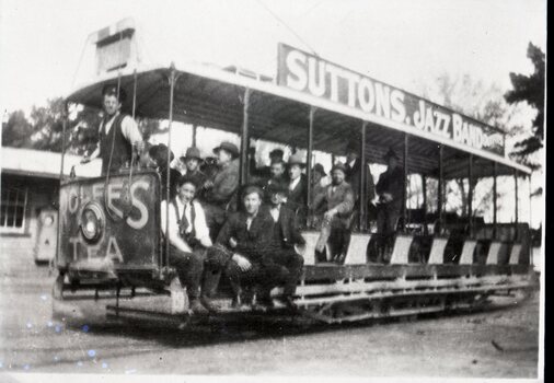  ESCo No. 19 or 20, summer toastrack tramcar at depot