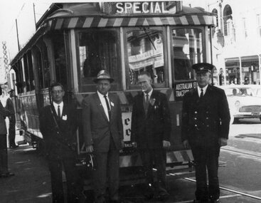 Photograph - Black & White Photograph/s, Keith Kings, 21/04/1962 12:00:00 AM
