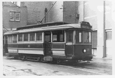 Geelong 28 on depot fan