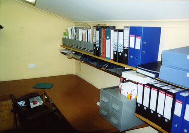 Photograph - Colour Photograph/s set of 5, Warren Doubleday, 19/01/2002 12:00:00 AM