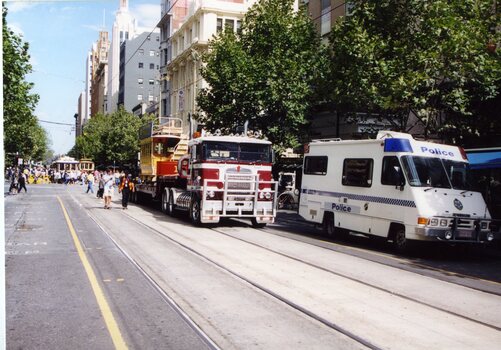 e tram No. 1 in Swanston St