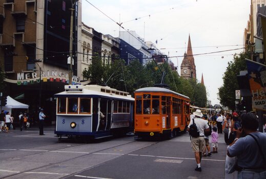 HTT 8 and Milan 1692 in Swanston St