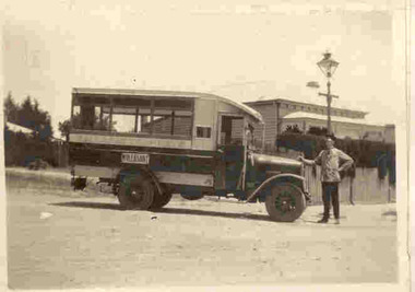 Photograph - ESCo or Ballarat Tramways motor bus, late 1920's