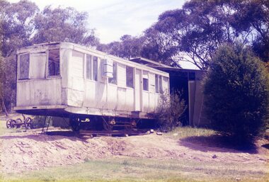 Photograph - Colour Photograph/s, Warren Doubleday, 30/10/1994 12:00:00 AM