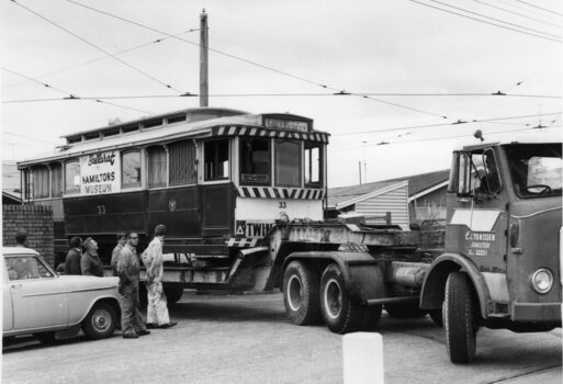 Tram 33 loaded for Hamilton