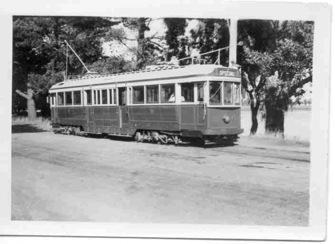 SECV Ballarat No. 41 in Wendouree Parade - trial run