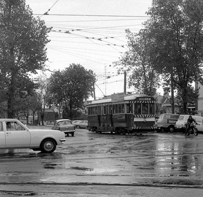 "No. 34 at Drummond Street South"