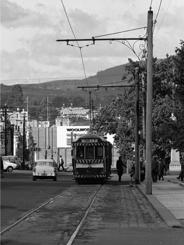 "No. 40 Lydiard and Sturt"