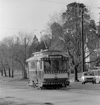 "No. 32 Lydiard St North"