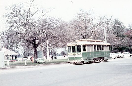 No. 17 Wendouree Parade, near Gardens Loop