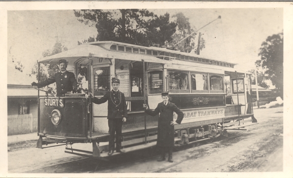 ESCo No 17 in Wendouree Parade