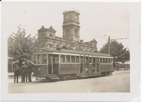 Tram 34 Sturt St - hi res image